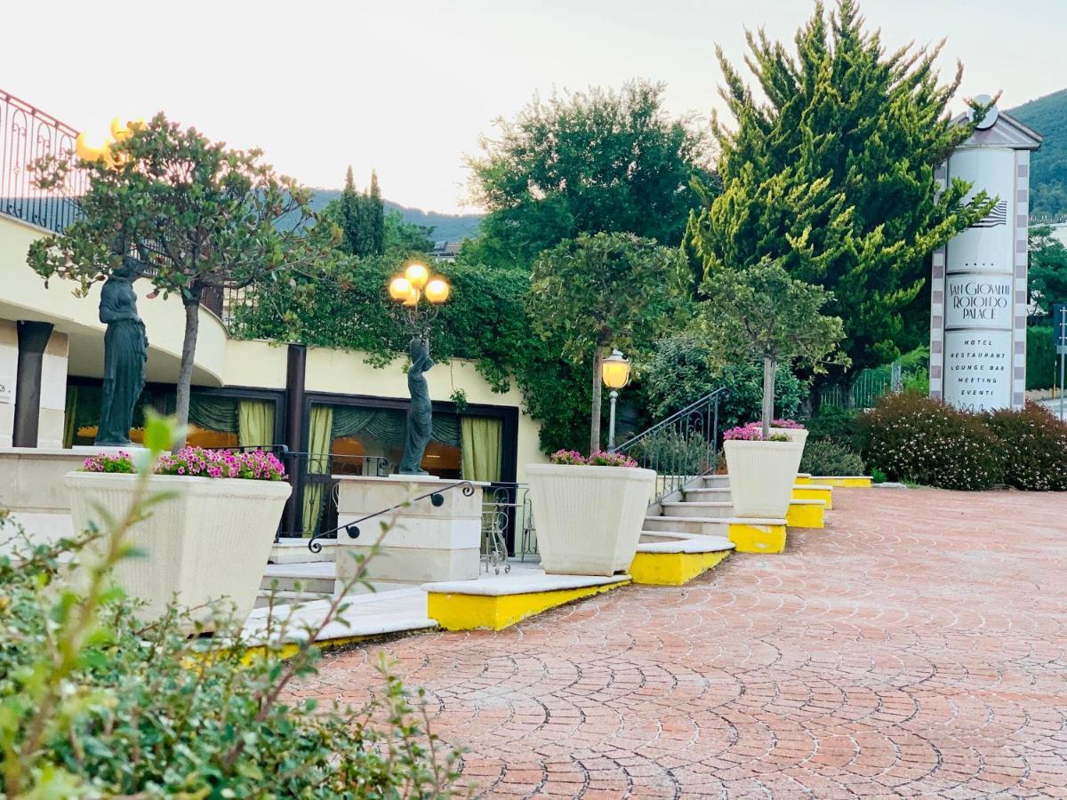 San Giovanni Rotondo Palace - Alihotels Extérieur photo