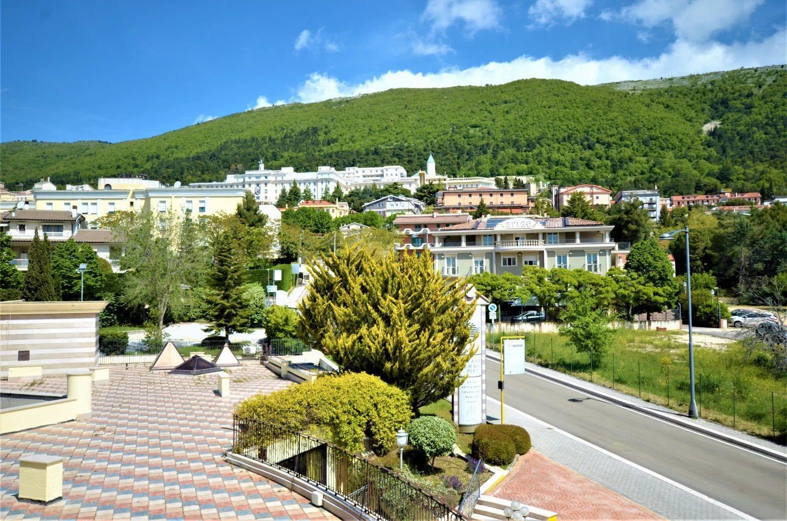 San Giovanni Rotondo Palace - Alihotels Extérieur photo