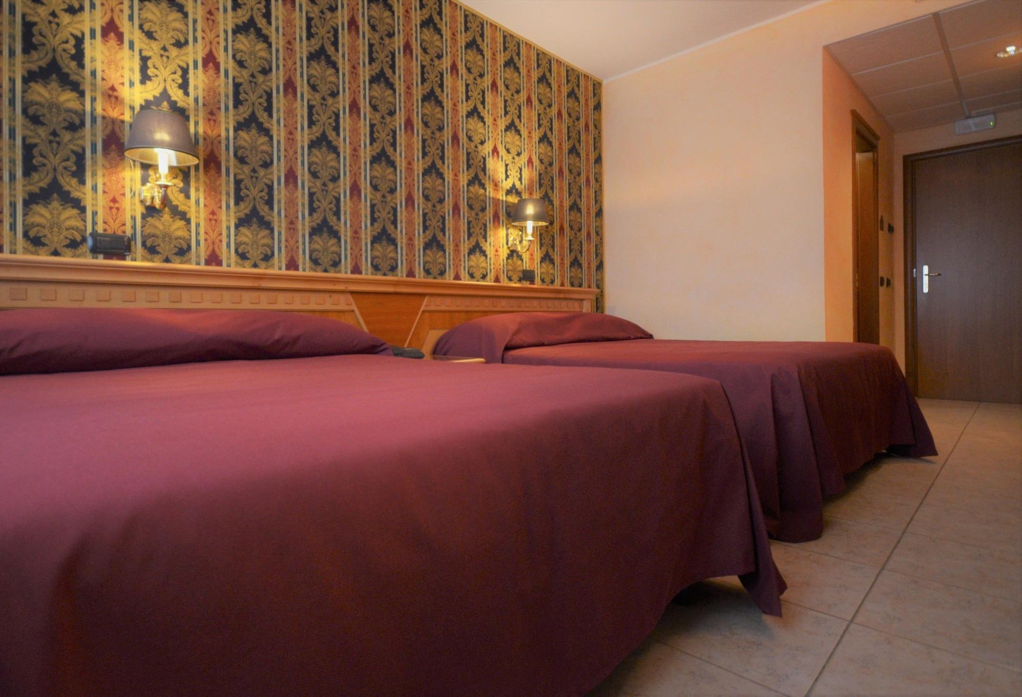 San Giovanni Rotondo Palace - Alihotels Extérieur photo
