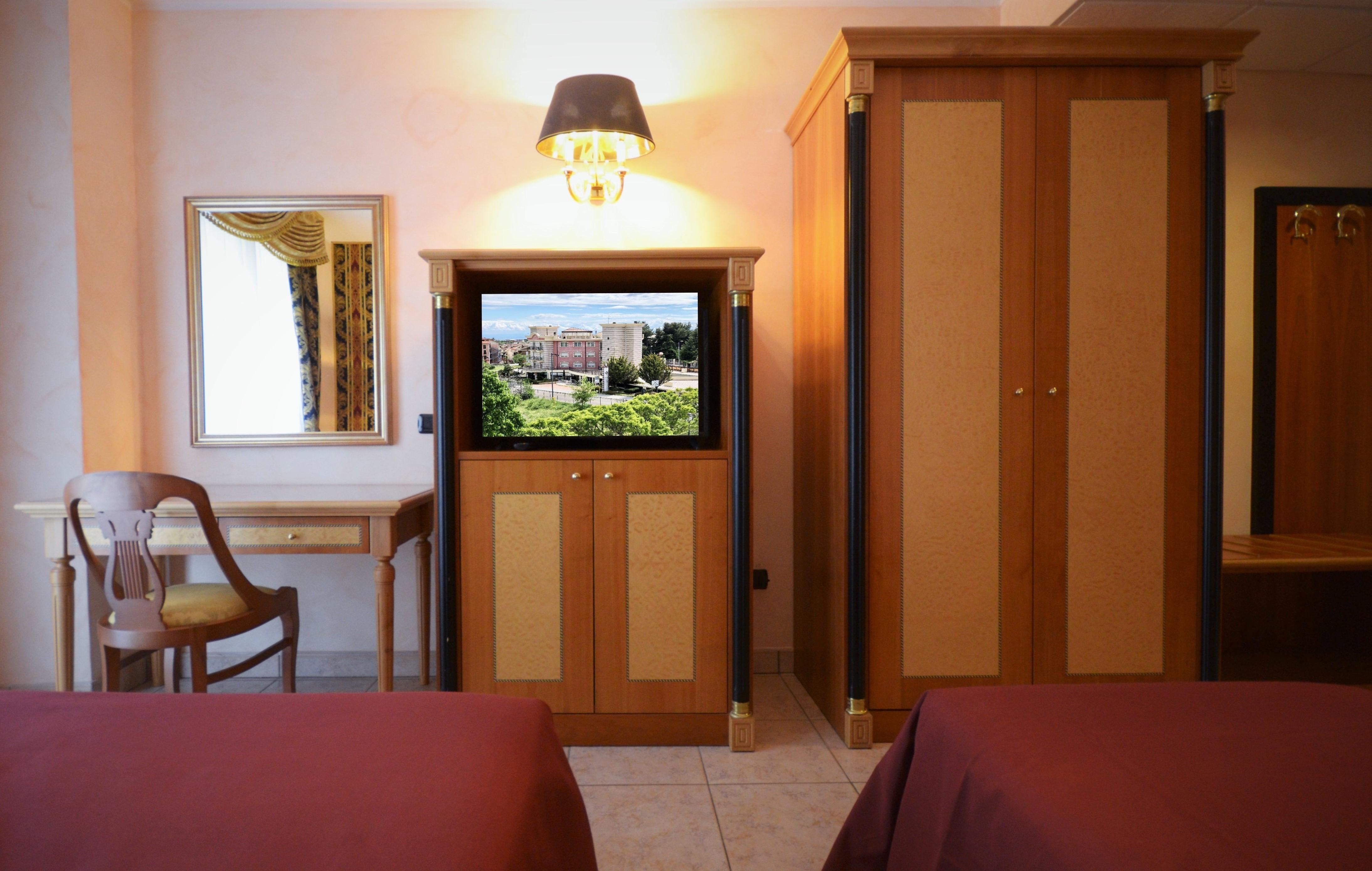 San Giovanni Rotondo Palace - Alihotels Extérieur photo
