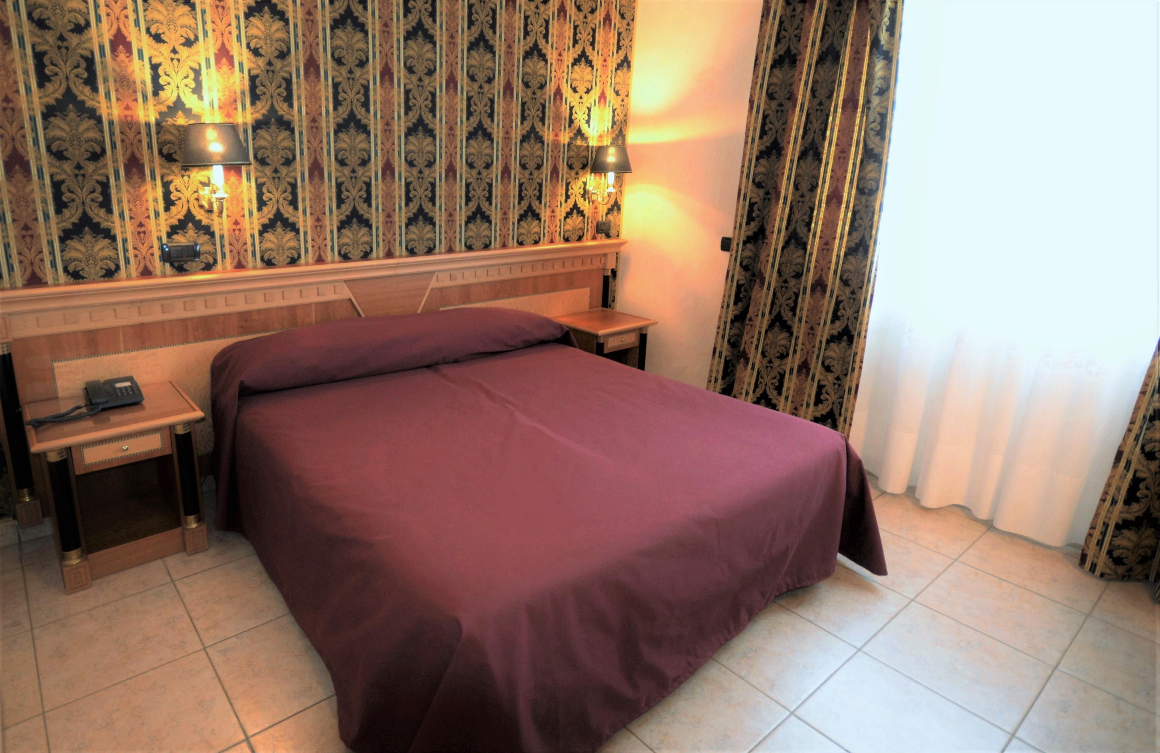 San Giovanni Rotondo Palace - Alihotels Extérieur photo