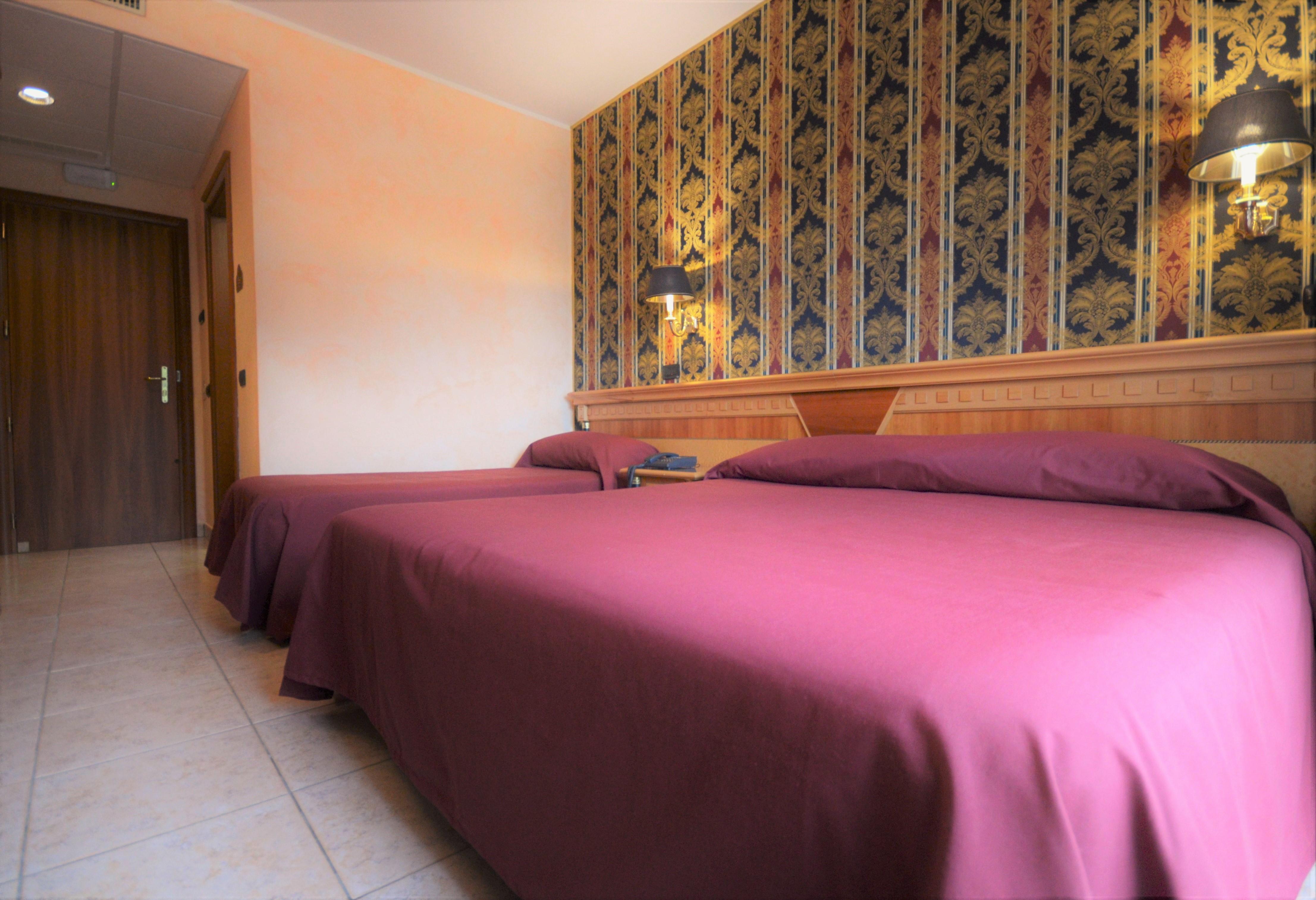 San Giovanni Rotondo Palace - Alihotels Extérieur photo