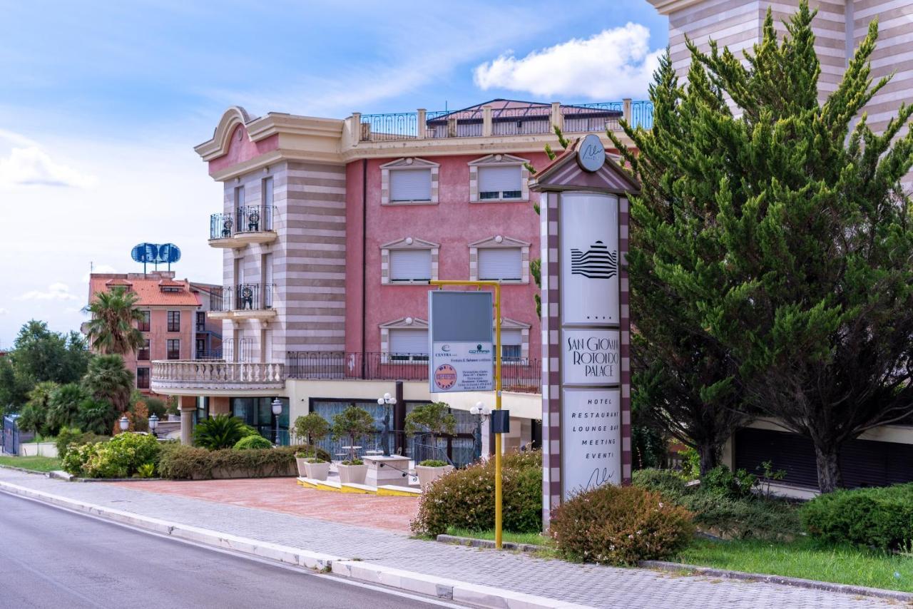 San Giovanni Rotondo Palace - Alihotels Extérieur photo