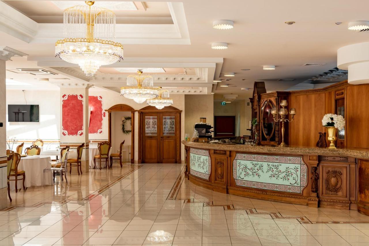 San Giovanni Rotondo Palace - Alihotels Extérieur photo