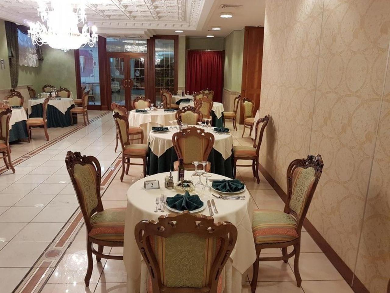 San Giovanni Rotondo Palace - Alihotels Extérieur photo