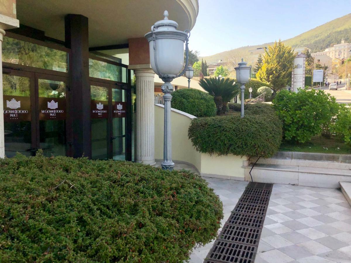 San Giovanni Rotondo Palace - Alihotels Extérieur photo