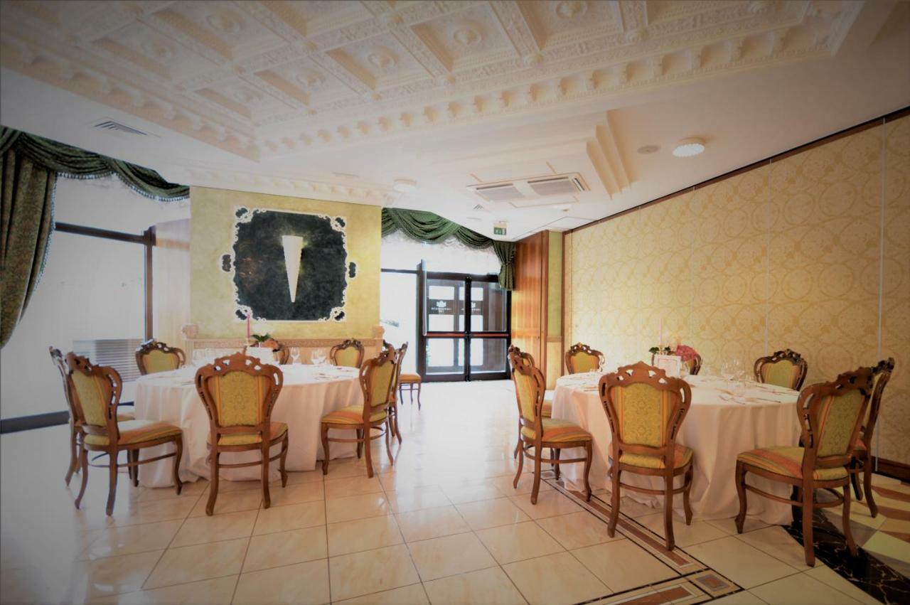 San Giovanni Rotondo Palace - Alihotels Extérieur photo